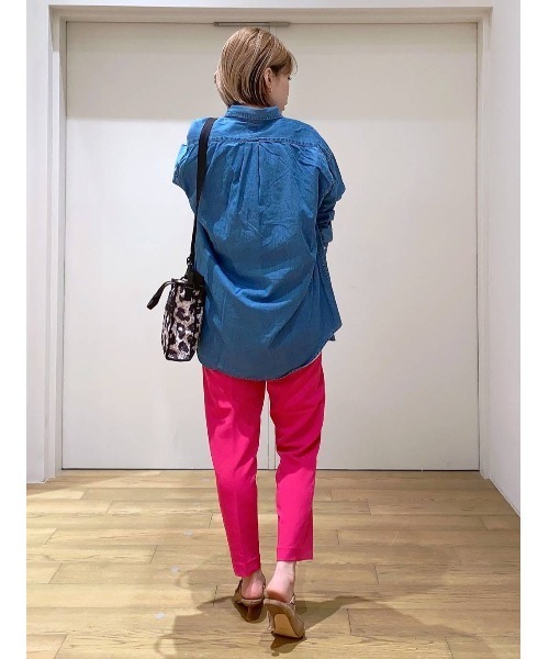 BAYFLOW(ベイフロー)の「カラーストレッチテーパードパンツ(その他パンツ・レディース・イエロー/ピンク/ブラック/グリーン・LARGE/MEDIUM/SMALL)」の9枚目の写真