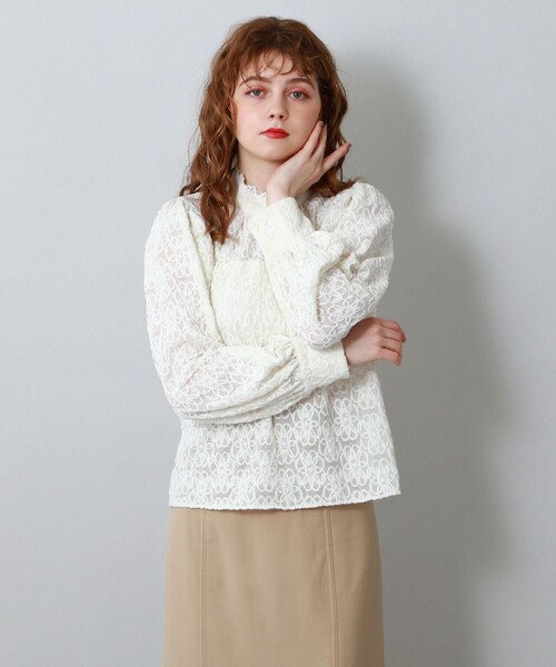 DEICY（デイシー）の「フラワーレースハイネックプルオーバー（Tシャツ