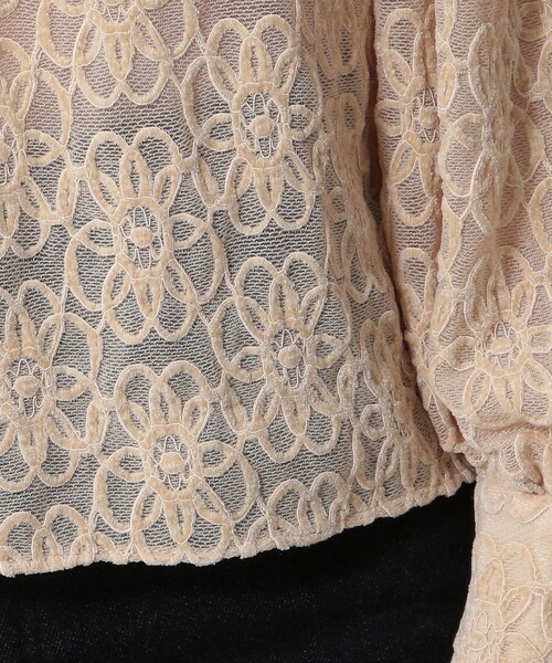 DEICY（デイシー）の「フラワーレースハイネックプルオーバー（Tシャツ