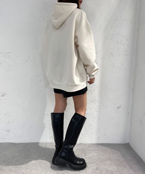 apres jour mignon(アプレジュールミニョン)の「裏起毛ロゴフーディー【ZOZOTOWN限定アイテム】(パーカー・レディース・ブラック/杢グレー/アイボリー・X-LARGE/フリー)」の10枚目の写真