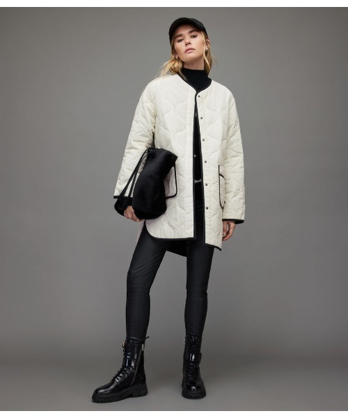 ALLSAINTS(オールセインツ)の「PHYLLIS REVERSIBLE LINER JACKET | PHYLLIS リバーシブル ライナー ジャケット(その他アウター・レディース・ブラック×ホワイト・6/4/8)」の4枚目の写真