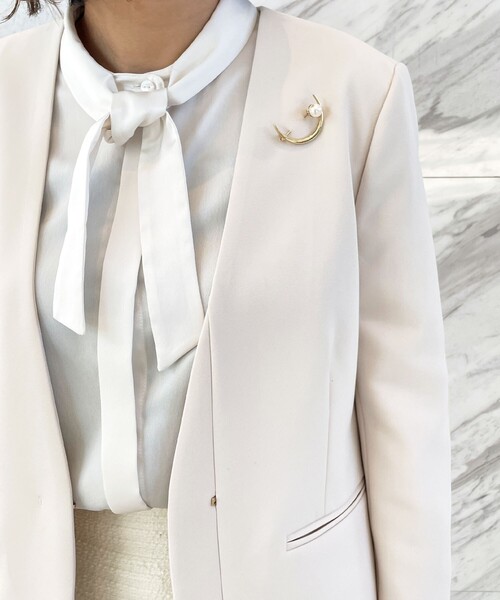 OPAQUE.CLIP(オペークドットクリップ)の「◆ハーフムーンブローチ(ブローチ/コサージュ・レディース・ゴールド/シルバー・00)」の1枚目の写真