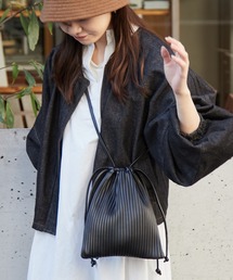 Actually | フェイクレザー プリーツ 巾着ショルダー(ショルダーバッグ)