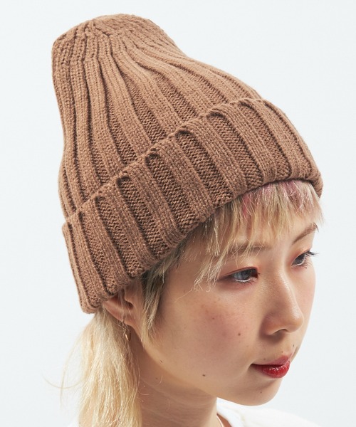 Alite cloth（アリーテクロス）の「カラー豊富！ざっくりリブニット帽（ニットキャップ/ビーニー・レディース・ブラウン/ホワイト/ブラック/パープル/ダークブラウン/ピンク/ブルー/ベージュ/グリーン/グレー・F）」の5枚目の写真