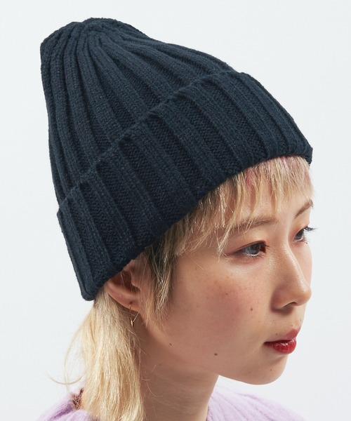 Alite cloth（アリーテクロス）の「カラー豊富！ざっくりリブニット帽（ニットキャップ/ビーニー・レディース・ブラウン/ホワイト/ブラック/パープル/ダークブラウン/ピンク/ブルー/ベージュ/グリーン/グレー・F）」の3枚目の写真