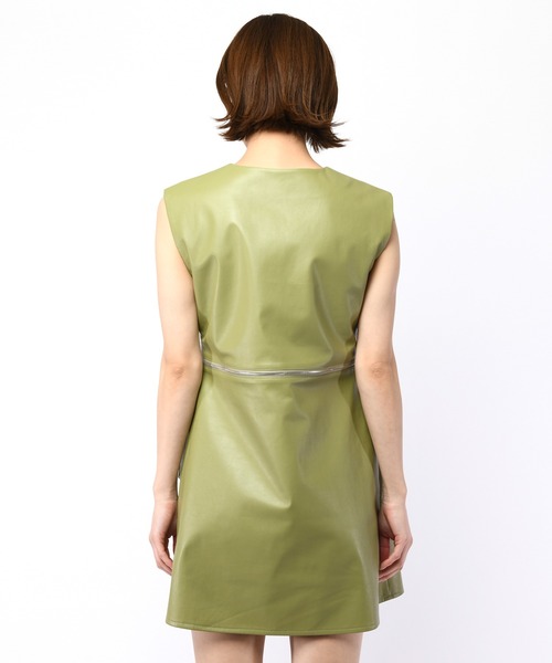 SPIRALGIRL(スパイラルガール)の「2way合皮ベストワンピース(ワンピース・レディース・グリーン/ホワイト/ブラック・FREE)」の17枚目の写真