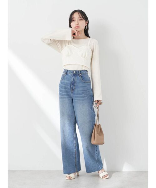 earth music&ecology（アースミュージックアンドエコロジー）の「エンボスフラワービスチェ（ベスト・レディース・ブラック/アイボリー・FREE）」の18枚目の写真