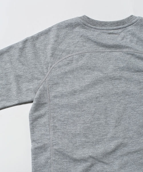 1piu1uguale3 RELAX（ウノピュウノウグァーレトレリラックス）の「1PIU1UGUALE3 RELAX/ 別注V-Neck Tee（Tシャツ/カットソー・メンズ・ブルー/グレー/ホワイト/ブラック・MEDIUM/LARGE/SMALL）」の6枚目の写真