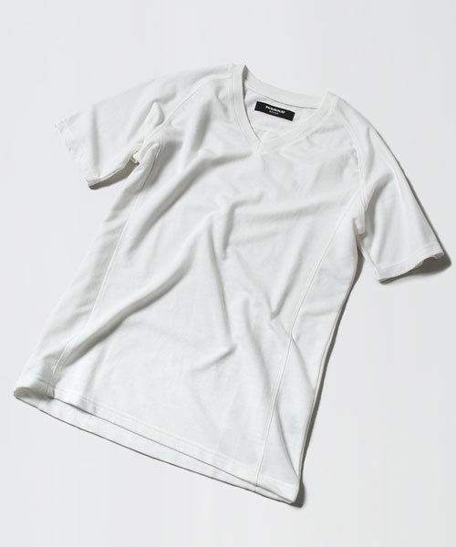 1piu1uguale3 RELAX（ウノピュウノウグァーレトレリラックス）の「1PIU1UGUALE3 RELAX/ 別注V-Neck Tee（Tシャツ/カットソー・メンズ・ブルー/グレー/ホワイト/ブラック・MEDIUM/LARGE/SMALL）」の17枚目の写真