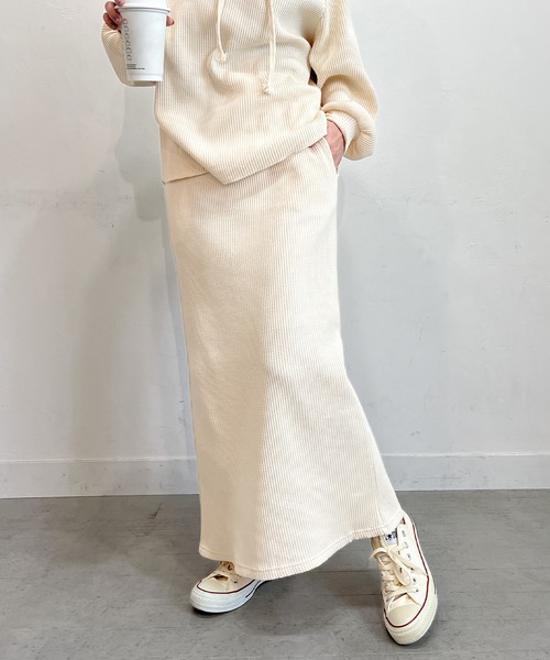 PICHI（ピイチ）の「丈が選べるワッフルタイトスカート（スカート・レディース・アイボリー/チャコール・S/M/M/L）」の2枚目の写真