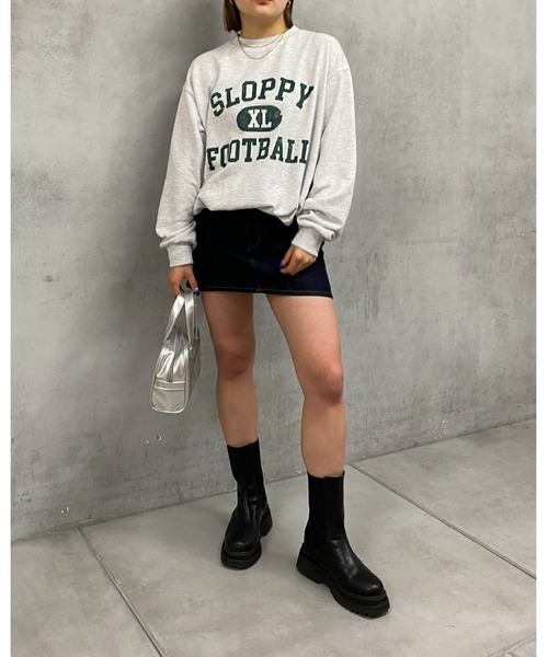 WHO'S WHO gallery（フーズフーギャラリー）の「SLOPPYカレッジロゴクルースウェット（スウェット・レディース・アイボリー/サックスブルー/ピンク/ライトグレー/ネイビー・FREE）」の14枚目の写真