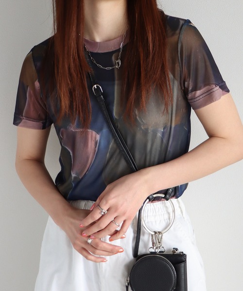 COURO（コウロ）の「アート柄シアーＴシャツ（Tシャツ/カットソー・レディース・パープル系/オレンジ系/グリーン系/ブルー系/グレー系/ピンク/ブルーグレー・M/L）」の15枚目の写真