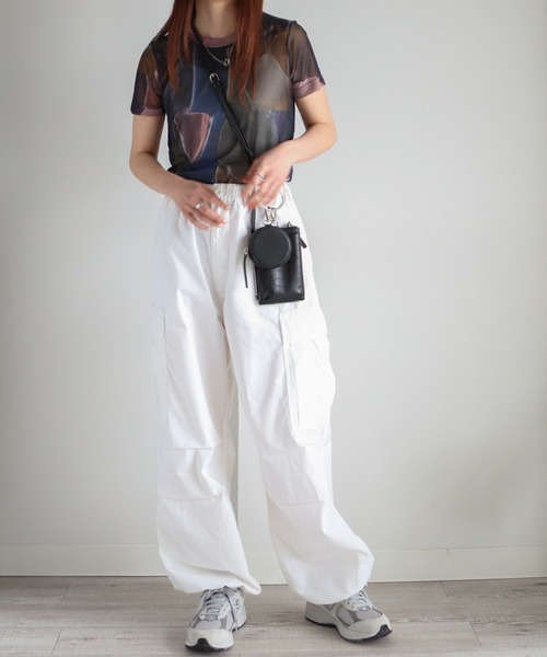 COURO（コウロ）の「アート柄シアーＴシャツ（Tシャツ/カットソー・レディース・パープル系/オレンジ系/グリーン系/ブルー系/グレー系/ピンク/ブルーグレー・M/L）」の18枚目の写真