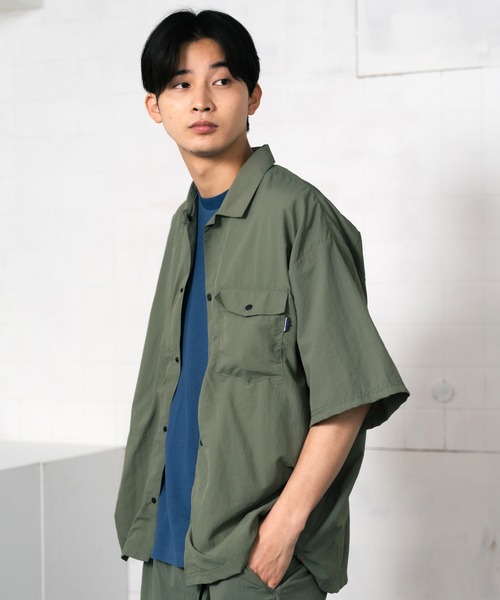 THOUSAND MILE(サウザンドマイル)の「THOUSAND MILE/サウザンドマイル BAGGY FIT H/S SHIRTS シャツ(シャツ/ブラウス・メンズ・ダークベージュ/セージグリーン/ブラック・XL/L/M)」の5枚目の写真