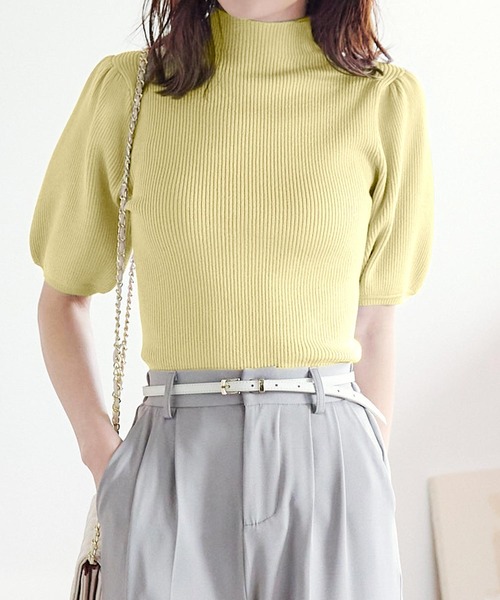 KOBE LETTUCE（コウベレタス）の「モックネックorスクエアネックぽわんスリーブニットトップス（ニット/セーター・レディース・ピンク系/ブラック/オフホワイト/ネイビー/パープル系/イエロー/グレイッシュベージュ/ベージュ系その他/ライトグリーン/ベージュ系/ピンク系1/ブラック系その他/ボルドー/ホワイト系/レッド系/ブラック系その他2/ベージュ系1/グレー系/ブラック系その他3/グレー/ブラック系/レッド/ブラック系その他4・FREE）」の18枚目の写真