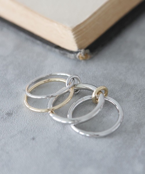 LEPSIM（レプシィム）の「レイヤードMIXリング　196691（リング・レディース・ゴールド系その他3/ゴールド系その他/ゴールド系その他2・ONE SIZE）」の2枚目の写真