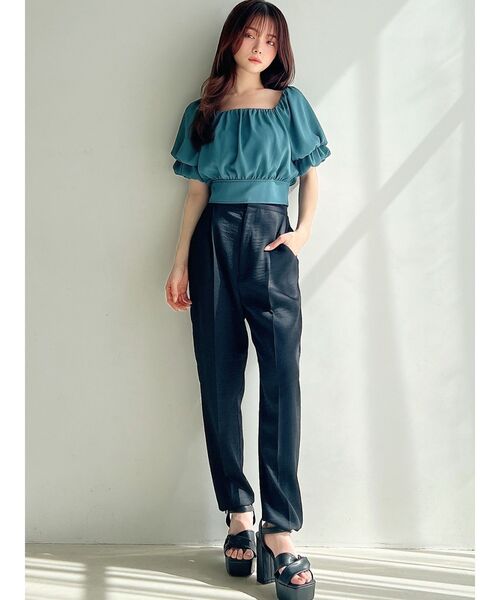 RESEXXY（リゼクシー）の「クレープテーパードパンツ【セットアップ着用可能】（その他パンツ・レディース・ブラック/アイボリー/オレンジ・FREE）」の12枚目の写真