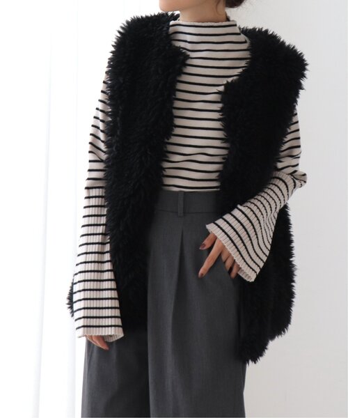 frames RAY CASSIN（フレームスレイカズン）の「プードルファーベスト（ベスト・レディース・キナリ/ブラック/グレイッシュベージュ・FREE）」の7枚目の写真