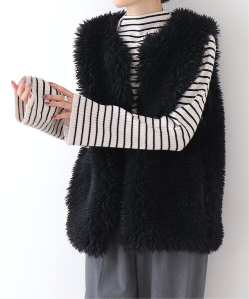 frames RAY CASSIN（フレームスレイカズン）の「プードルファーベスト（ベスト・レディース・キナリ/ブラック/グレイッシュベージュ・FREE）」の9枚目の写真