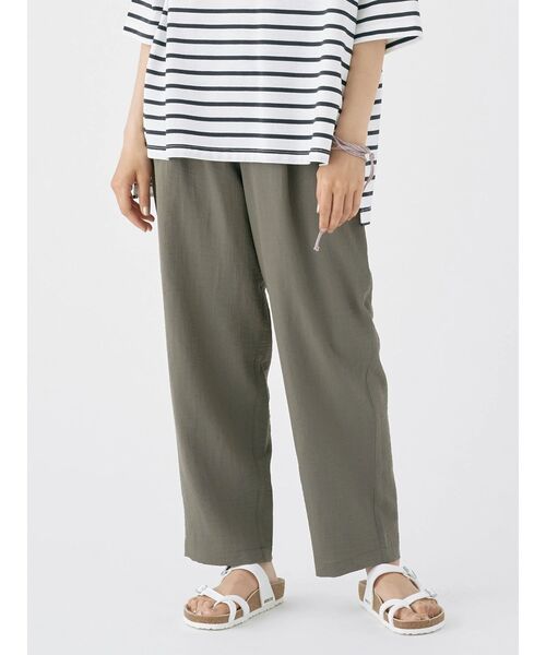 CRAFT STANDARD BOUTIQUE(クラフトスタンダードブティック)の「テーパードパンツ(その他パンツ・レディース・ブラック/ベージュ/カーキ・M/L)」の5枚目の写真