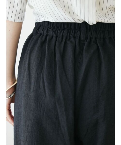 CRAFT STANDARD BOUTIQUE(クラフトスタンダードブティック)の「テーパードパンツ(その他パンツ・レディース・ブラック/ベージュ/カーキ・M/L)」の19枚目の写真