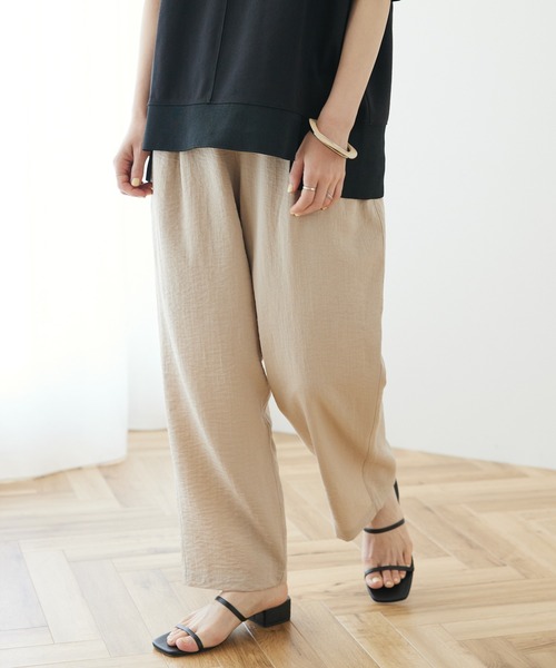 CRAFT STANDARD BOUTIQUE(クラフトスタンダードブティック)の「テーパードパンツ(その他パンツ・レディース・ブラック/ベージュ/カーキ・M/L)」の1枚目の写真