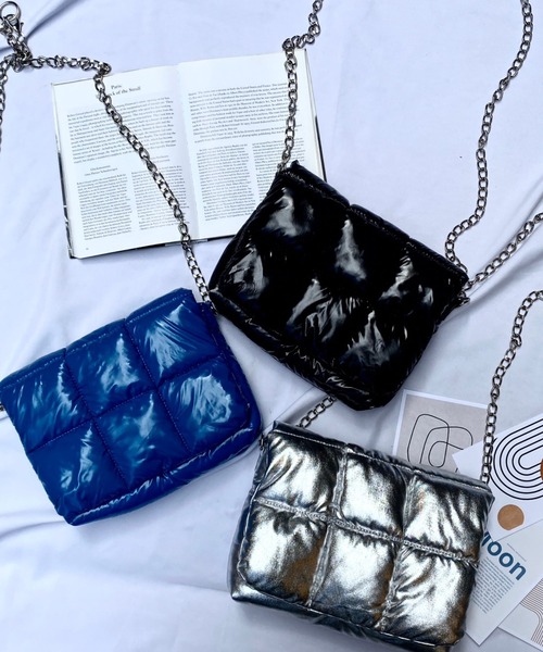 WEGO（ウィゴー）の「WEGO/パデッドミニチェーンショルダー（ショルダーバッグ・レディース・ブラック/シルバー/ブルー・FREE）」の10枚目の写真