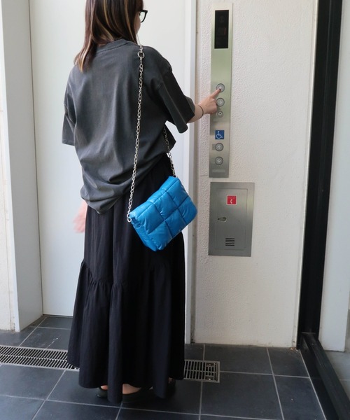 WEGO（ウィゴー）の「WEGO/パデッドミニチェーンショルダー（ショルダーバッグ・レディース・ブラック/シルバー/ブルー・FREE）」の6枚目の写真