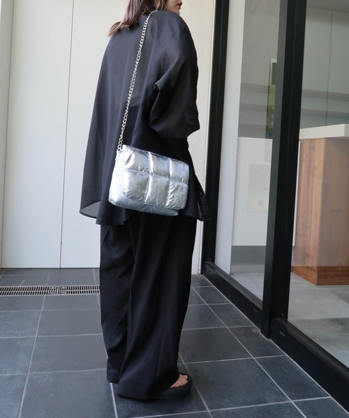 WEGO（ウィゴー）の「WEGO/パデッドミニチェーンショルダー（ショルダーバッグ・レディース・ブラック/シルバー/ブルー・FREE）」の9枚目の写真