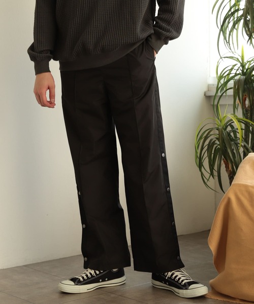 SENSE OF PLACE by URBAN RESEARCH（センスオブプレイスバイアーバンリサーチ）の「『セットアップ対応』サイドライントラックパンツ（その他パンツ・メンズ・ミント/ブラック・MEDIUM/LARGE）」の6枚目の写真