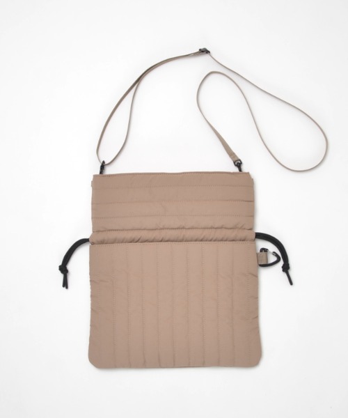 SOLPRESA(ソルプレーサ)の「●【洗濯機洗い可能】巾着ポーチショルダーバッグ(ショルダーバッグ・レディース・ホワイト/ブラック/チャコールグレー/グレイッシュベージュ/ピンク/ネイビー/カーキ・ONE SIZE)」の13枚目の写真