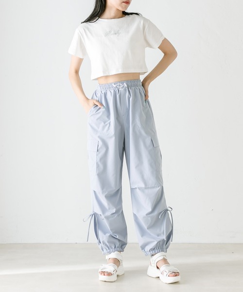 OLIVE des OLIVE（オリーブデオリーブ）の「【WEB/一部店舗限定カラーあり】NEW裾スリットリボンカーゴパンツ　1032020060（カーゴパンツ・レディース・サックスブルー/ブラック/ピンク系その他/ピンク/オフホワイト・FREE）」の21枚目の写真