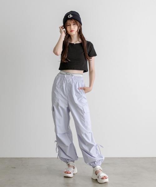 OLIVE des OLIVE（オリーブデオリーブ）の「【WEB/一部店舗限定カラーあり】NEW裾スリットリボンカーゴパンツ　1032020060（カーゴパンツ・レディース・サックスブルー/ブラック/ピンク系その他/ピンク/オフホワイト・FREE）」の19枚目の写真