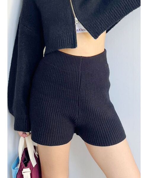 EVRIS（エヴリス）の「ニットショートパンツ【セットアップ着用可能】（その他パンツ・レディース・アイボリー/ブルー/ブラック/グレー・FREE）」の15枚目の写真