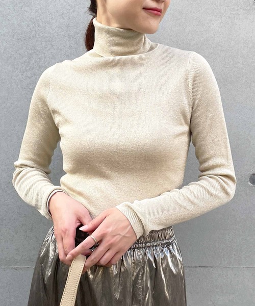 PICCIN(ピッチン)の「ラメタートル無地ニット(ニット/セーター・レディース・オフホワイト/ブラック/ベージュ/グリーン/イエロー/レッド・M)」の21枚目の写真