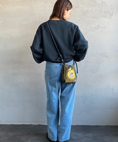 Ball&Chain（ボールアンドチェーン）の「[BALL&CHAIN/ボールアンドチェーン] D.CAT 刺繍デザインナイロンバッグ スモールサイズ（ショルダーバッグ・レディース・カーキ・S）」の3枚目の写真