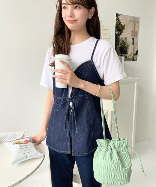 moment+（モーメントプラス）の「ライトオンスデニムダブルリボンオープンキャミソール（キャミソール・レディース・インディゴブルー/サックスブルー/ブラック・L/M）」の17枚目の写真