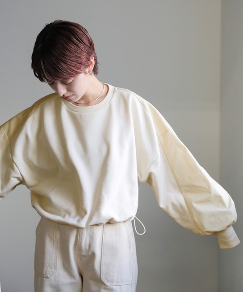 select MOCA（セレクトモカ）の「シャンブレー切替ショートスウェット（スウェット・レディース・アイボリー/グレイッシュベージュ/チャコール・FREE）」の2枚目の写真