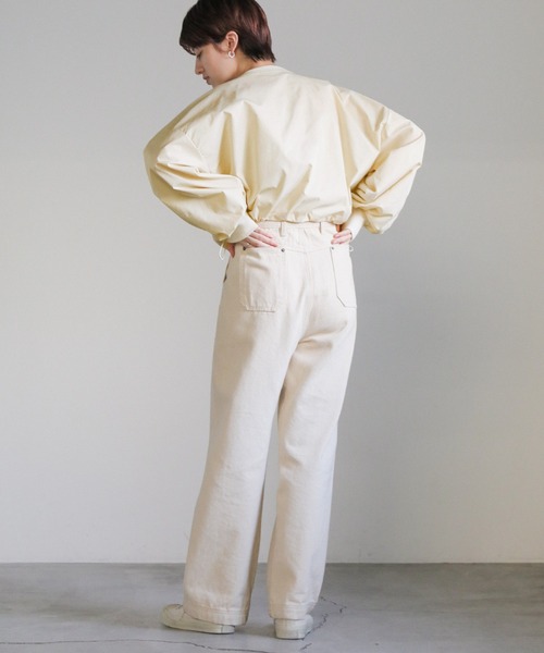 select MOCA（セレクトモカ）の「シャンブレー切替ショートスウェット（スウェット・レディース・アイボリー/グレイッシュベージュ/チャコール・FREE）」の13枚目の写真