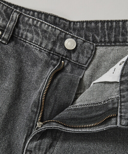 FREAK'S STORE（フリークスストア）の「限定展開 ワイドフレアシルエット デニムパンツ（デニムパンツ・メンズ・インディゴブルー/ライトインディゴブルー/グレー/ブラック/チャコールグレー/ベージュ/ブラウン・SMALL/MEDIUM/LARGE）」の10枚目の写真