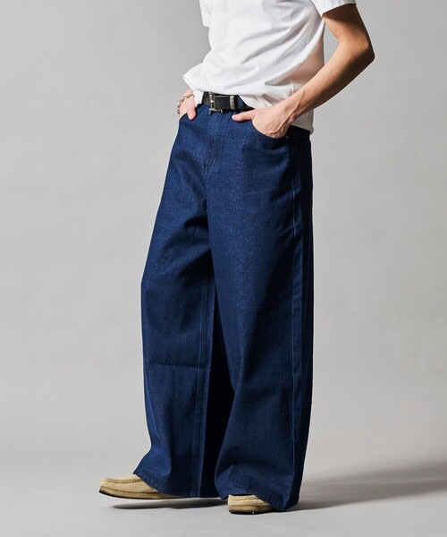 限定展開 ワイドフレアシルエット デニムパンツ（デニムパンツ