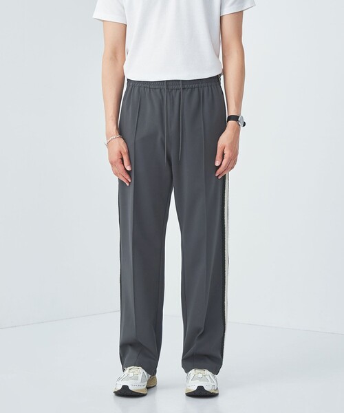 green label relaxing（グリーンレーベルリラクシング）の「【WEB限定】＜GLR or＞サイドライン トラック パンツ（その他パンツ・メンズ・ダークグレー/ブラック・S/M/L）」の5枚目の写真