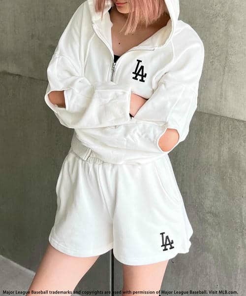 MLB】ZIPロゴフーディーセットアップ（ワンピース）｜BACK TO