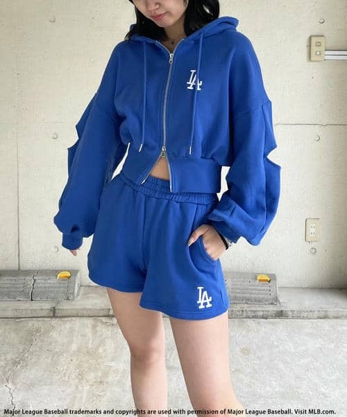MLB】ZIPロゴフーディーセットアップ（ワンピース）｜BACK TO THE