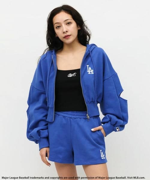 MLB】ZIPロゴフーディーセットアップ（ワンピース）｜BACK TO THE