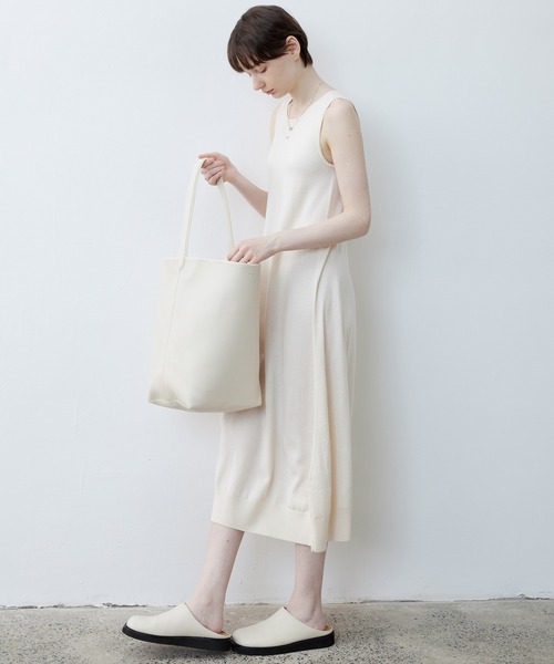 tageechita（タジチタ）の「【tageechita】フレアニットワンピース（ワンピース・レディース・ライトベージュ/ブラック・L/M/S）」の4枚目の写真