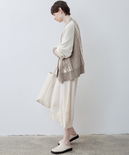 tageechita（タジチタ）の「【tageechita】フレアニットワンピース（ワンピース・レディース・ライトベージュ/ブラック・L/M/S）」の5枚目の写真