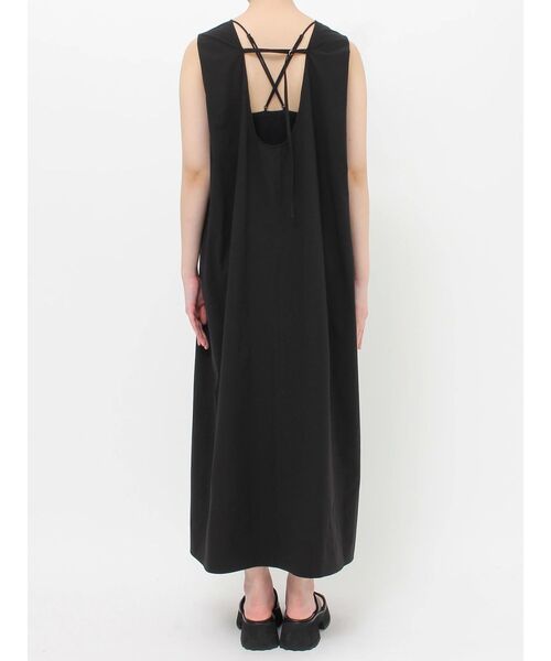 ELENDEEK（エレンディーク）の「バックオープンテントワンピース（ワンピース・レディース・ブラック/ライトブルー・01/02）」の12枚目の写真