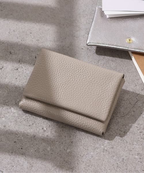 emesuelee(エメスーリー)の「ダブルポケットカードケース 本革(カードケース・レディース・ブラック/シルバー/ラベンダー/ゴールド/ベージュ・フリー)」の1枚目の写真