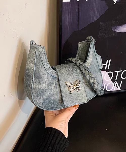 shopnikoniko(ショップニコニコ)の「バタフライ ハーフムーン ショルダーバッグ(ショルダーバッグ・レディース・ホワイト/ブルー系その他/ブラック/ブルー・フリー)」の4枚目の写真